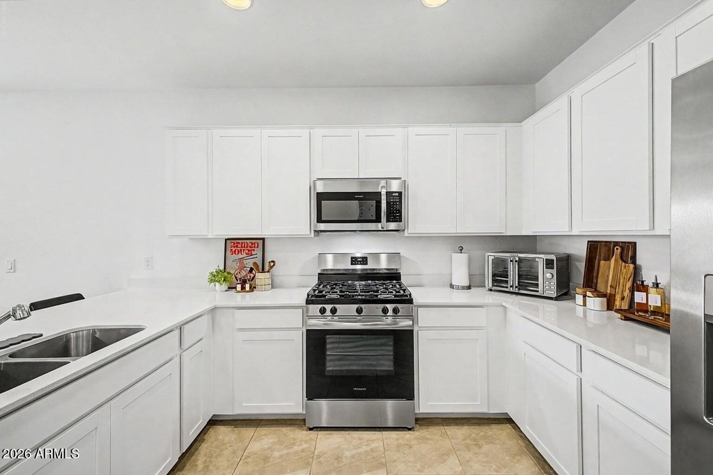 15587 W Kendall Street - Photo 8