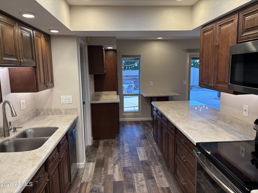 6701 E Kelton Lane - Photo 14