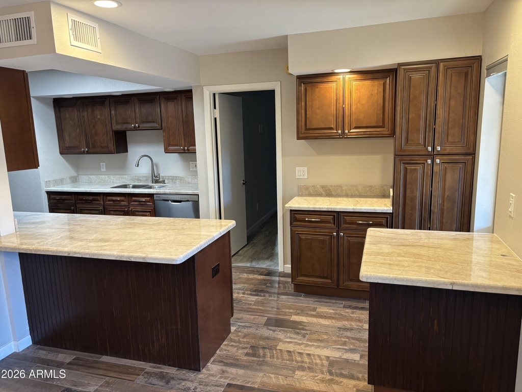 6701 E Kelton Lane - Photo 10