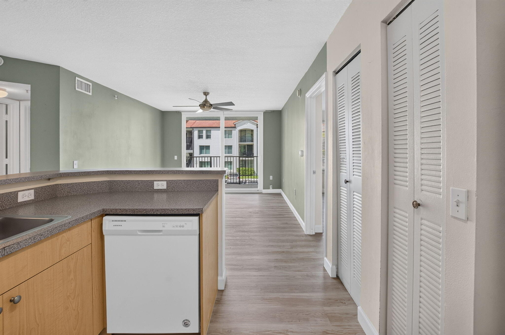 213 Villa Circle - Photo 15