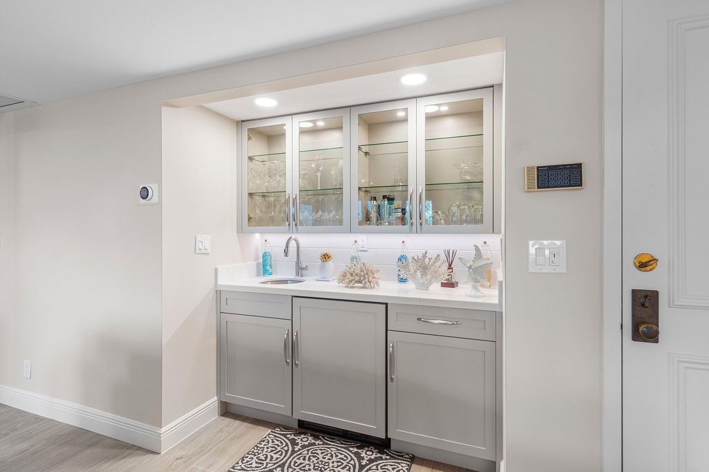 100 Se 5th Avenue - Photo 8