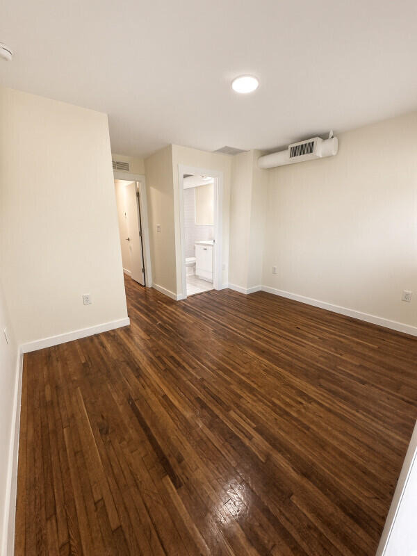 1001 Ne 80th Street - Photo 6