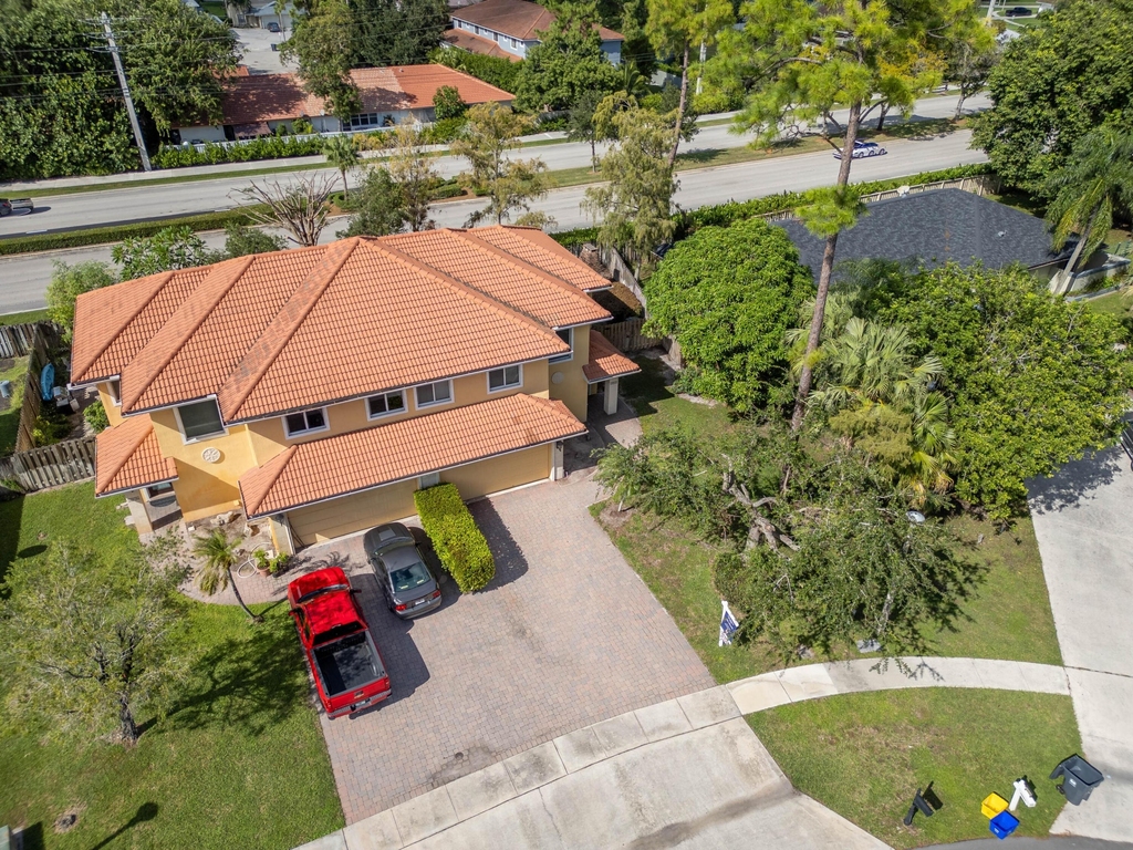 1036 Staghorn Street - Photo 32