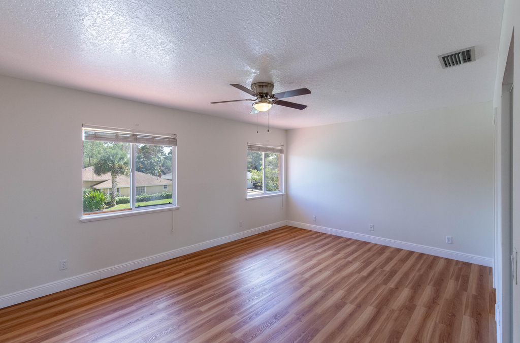 1036 Staghorn Street - Photo 12