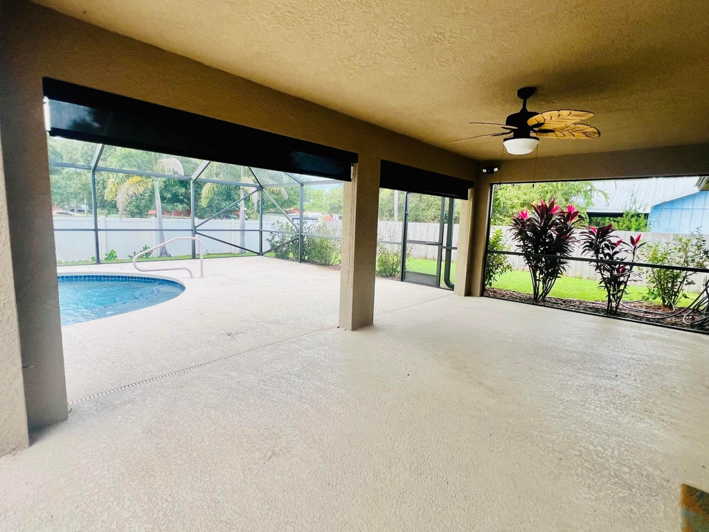 5713 Seagrape Drive - Photo 9