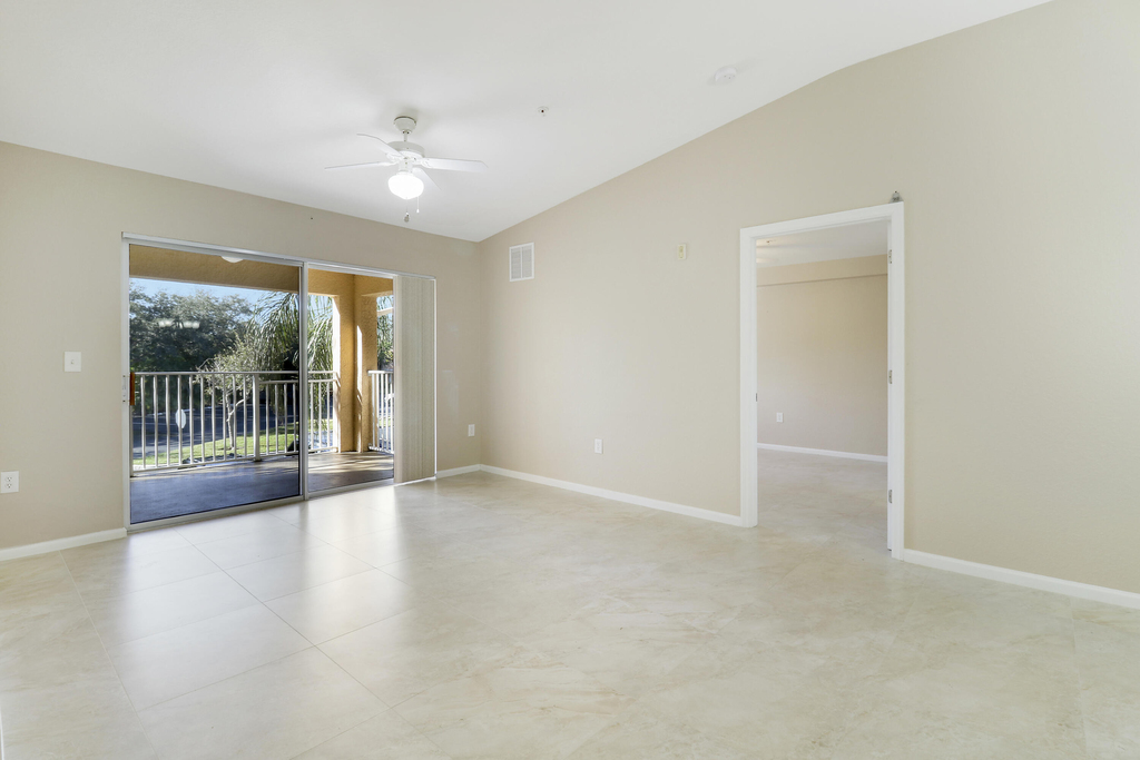 181 Sw Palm Drive - Photo 19