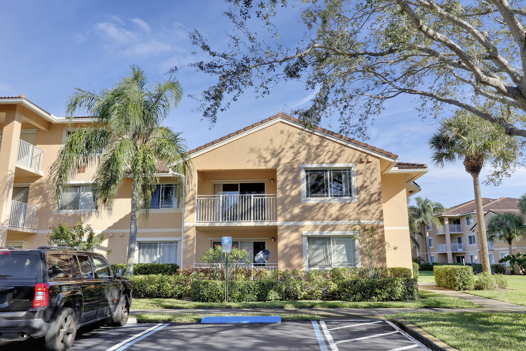 181 Sw Palm Drive - Photo 34