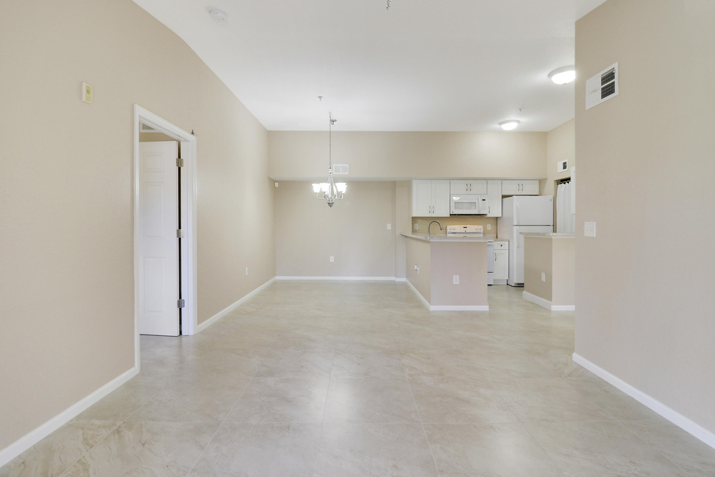 181 Sw Palm Drive - Photo 11