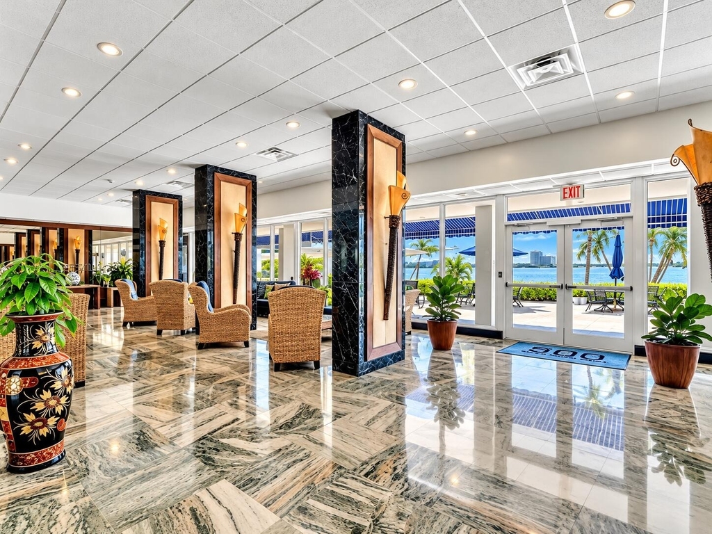 500 Bayview Drive - Photo 10