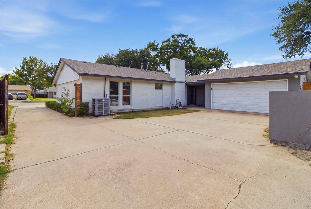 2712 Beechmont Place - Photo 12