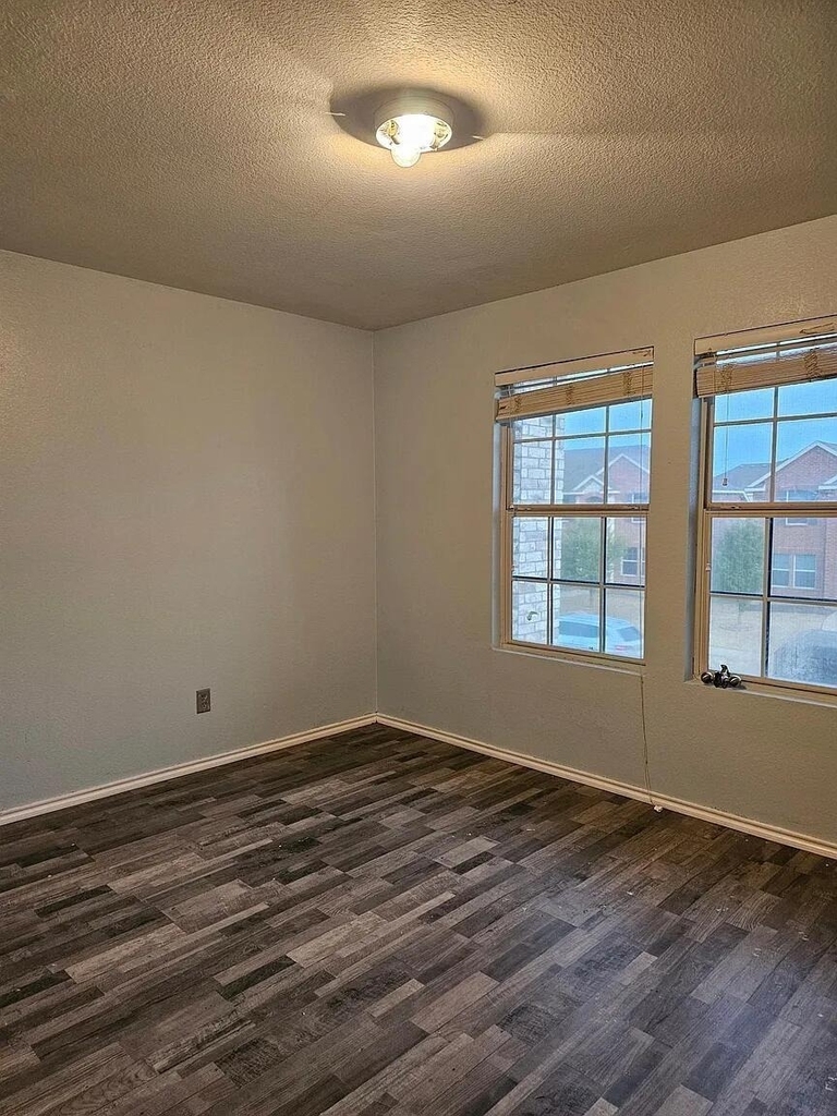 702 Locustberry Drive - Photo 3
