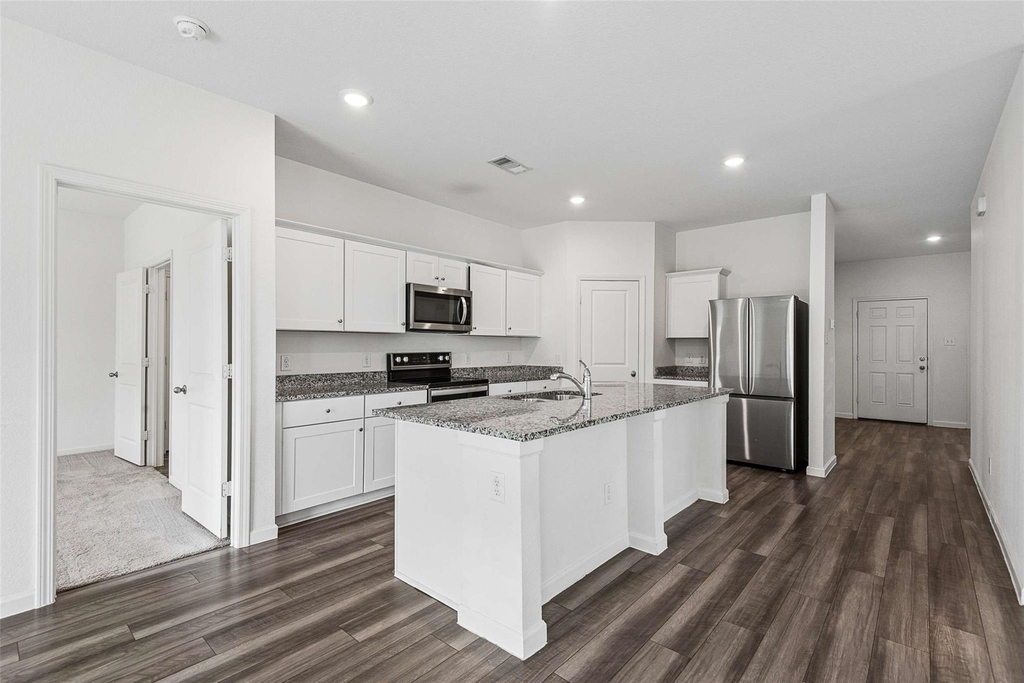 8360 Stovepipe Drive - Photo 9