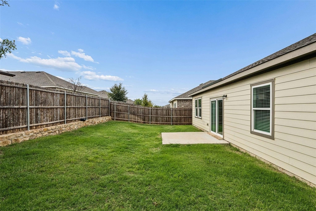 8360 Stovepipe Drive - Photo 32