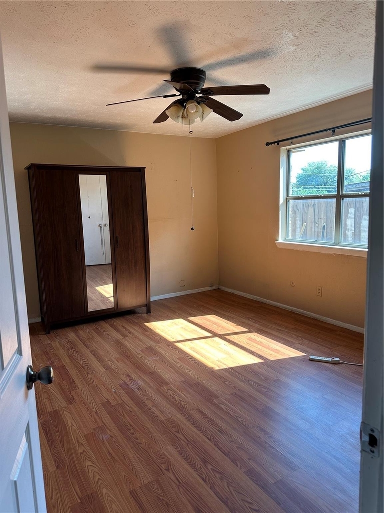 743 Price Drive - Photo 1