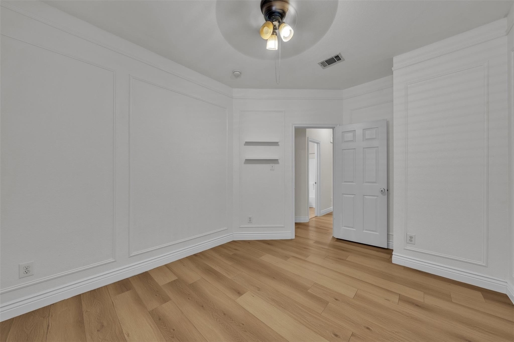 9924 Lexington Drive - Photo 20