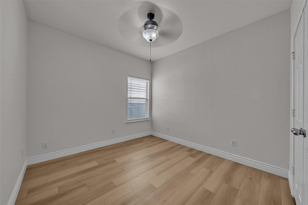 9924 Lexington Drive - Photo 21