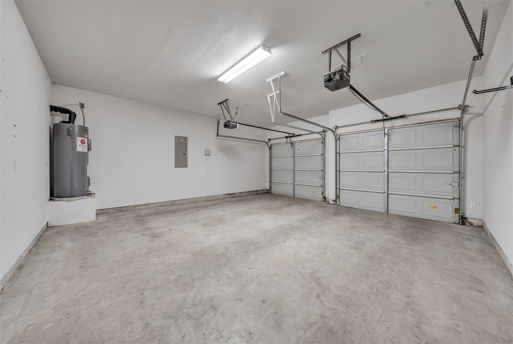 9924 Lexington Drive - Photo 31