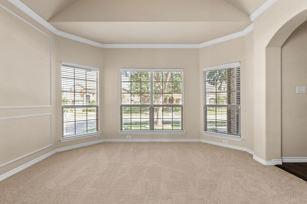 10437 Chantry Lane - Photo 13