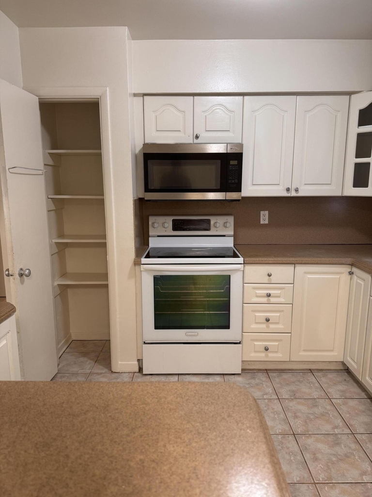 1148 Arizona Avenue - Photo 12