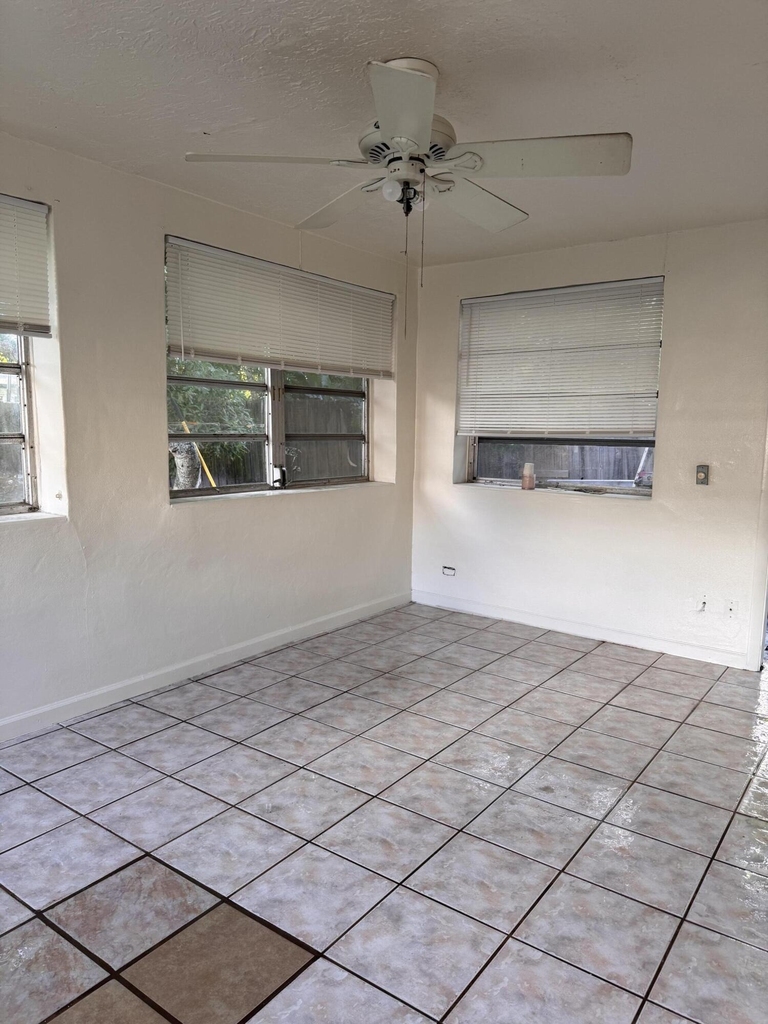 1148 Arizona Avenue - Photo 14