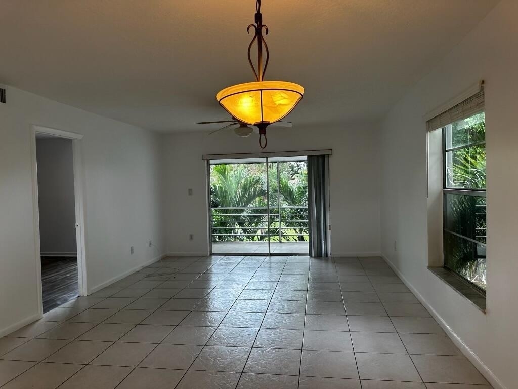 2600 Fiore Way - Photo 3