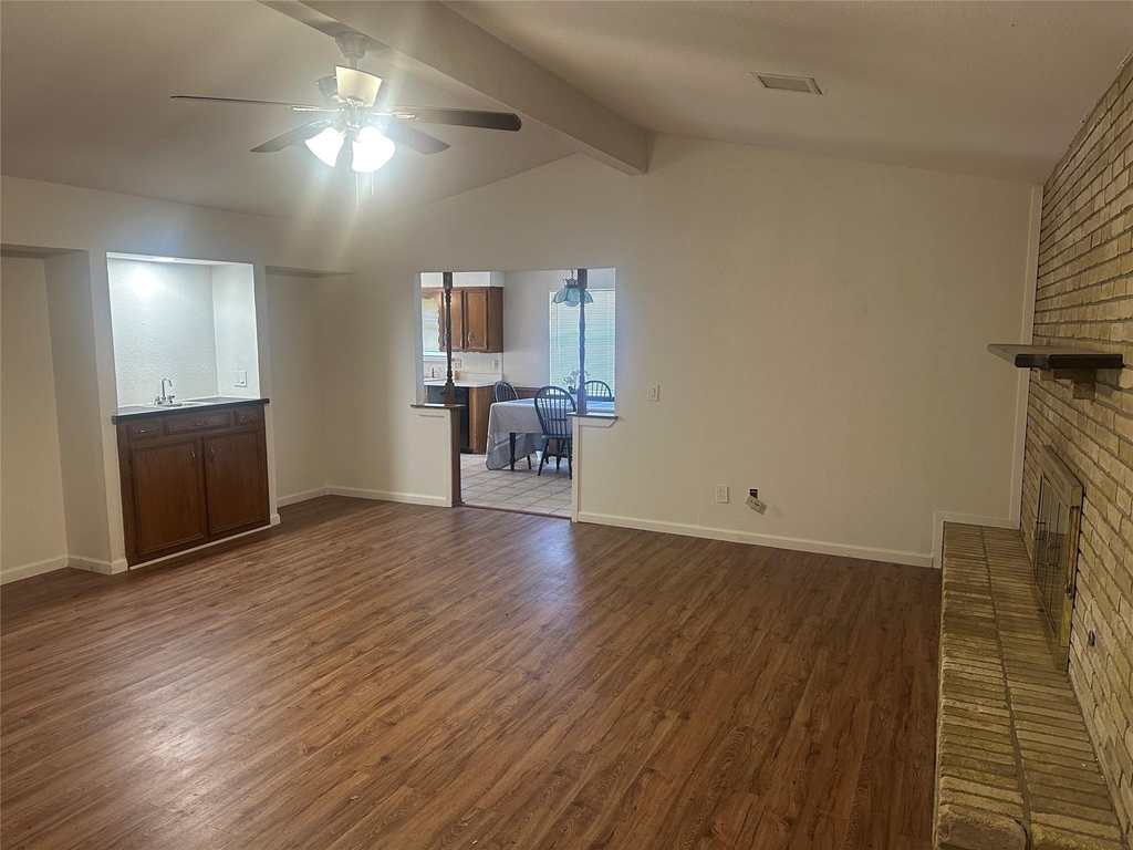 2809 Teakwood Lane - Photo 4