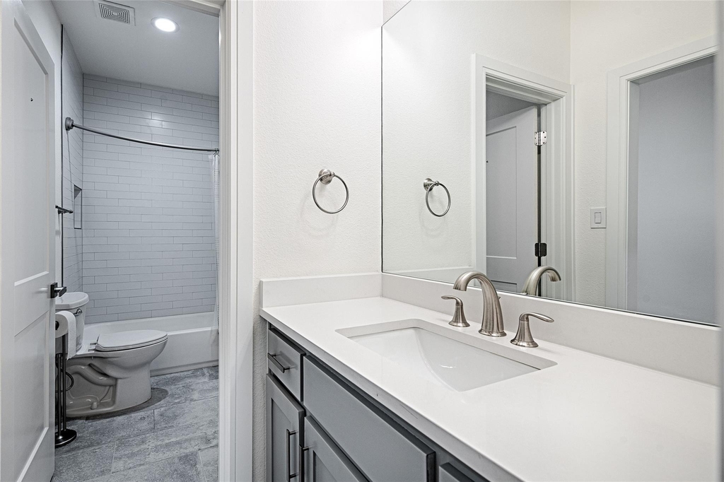 5067 Gaston Avenue - Photo 15