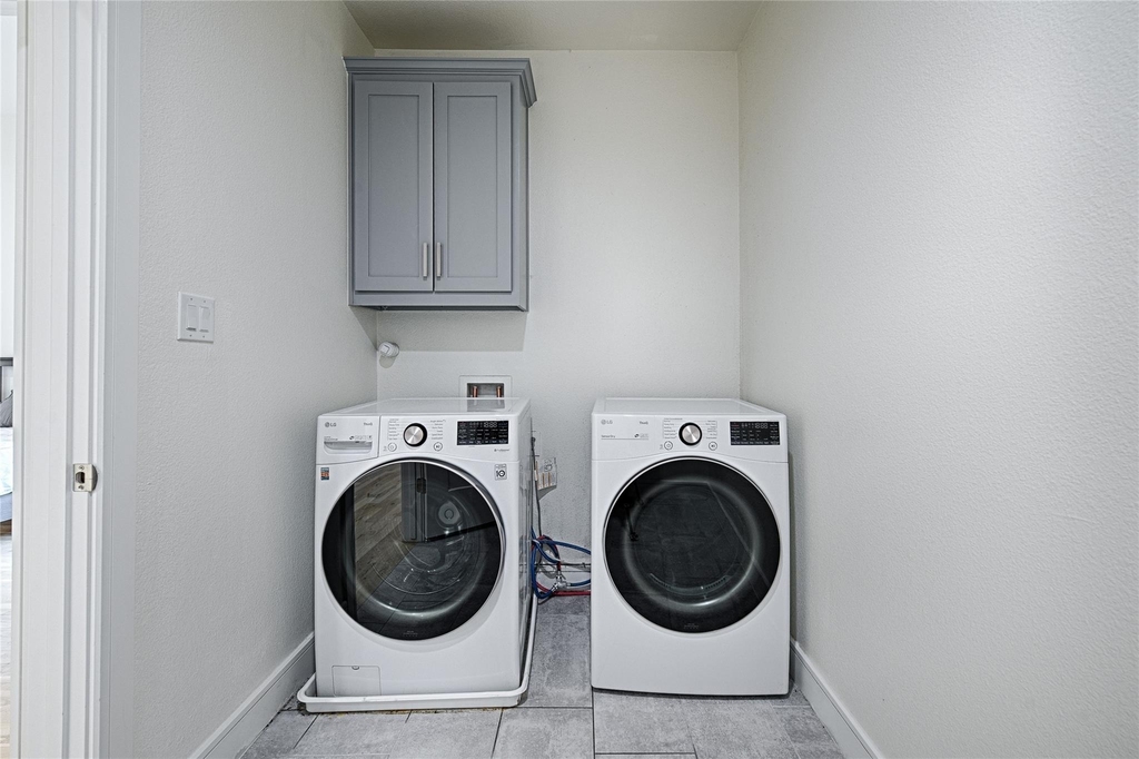 5067 Gaston Avenue - Photo 12