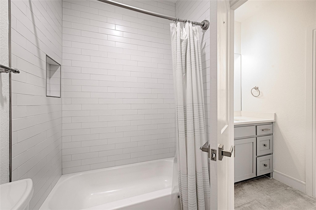 5067 Gaston Avenue - Photo 14