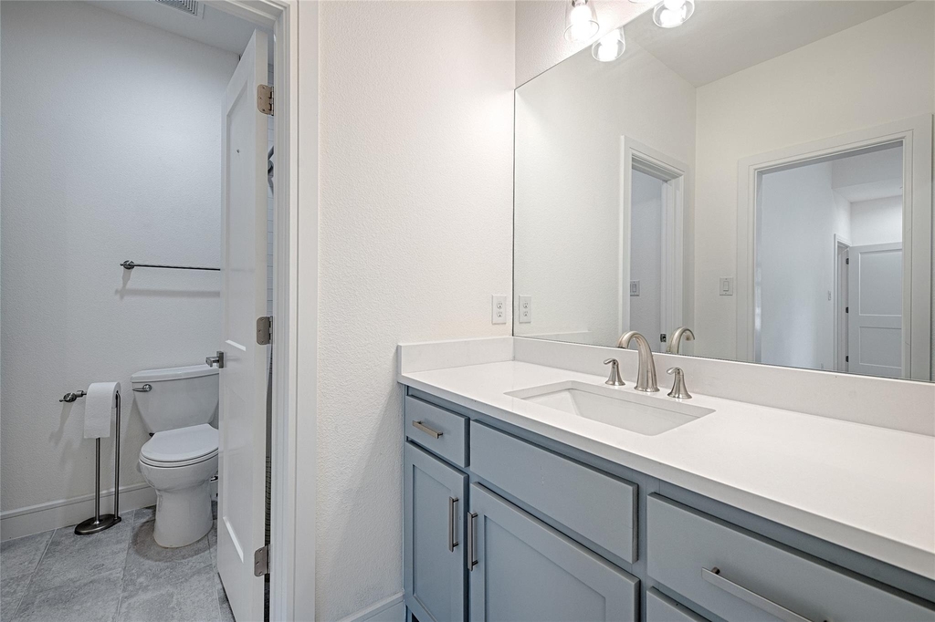 5067 Gaston Avenue - Photo 13