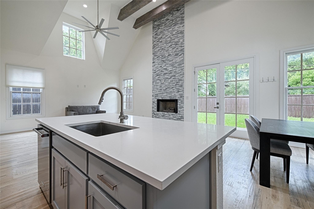 5067 Gaston Avenue - Photo 17