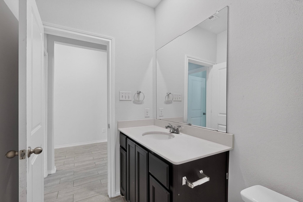 1613 Abbottsford Avenue - Photo 9