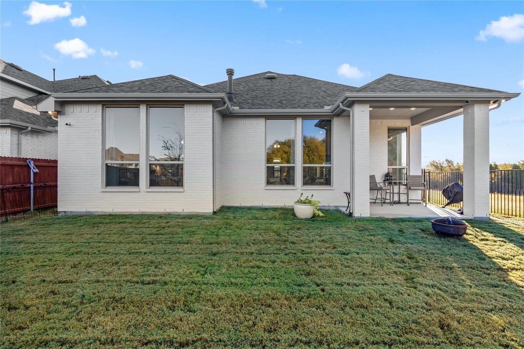 816 Hollett Court - Photo 17