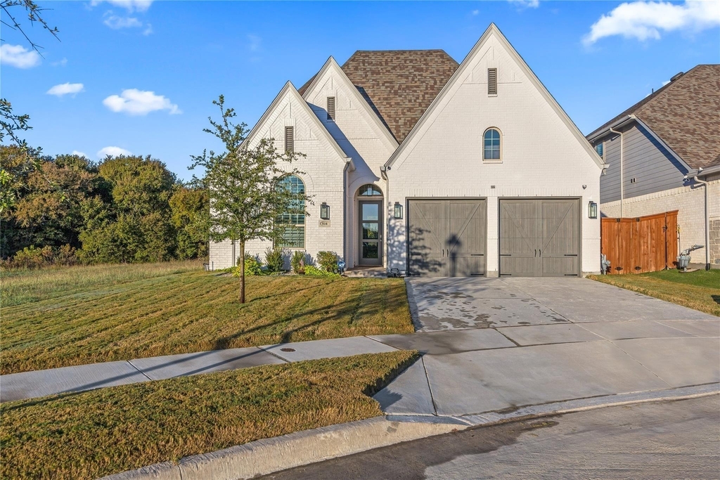 816 Hollett Court - Photo 1