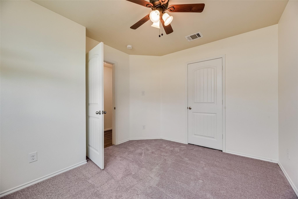 1405 Pampa Grass Drive - Photo 13