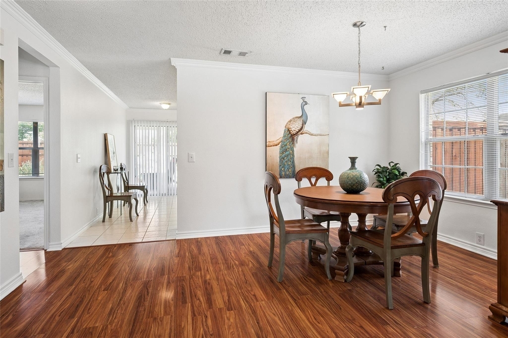 2313 Tisbury Way - Photo 3
