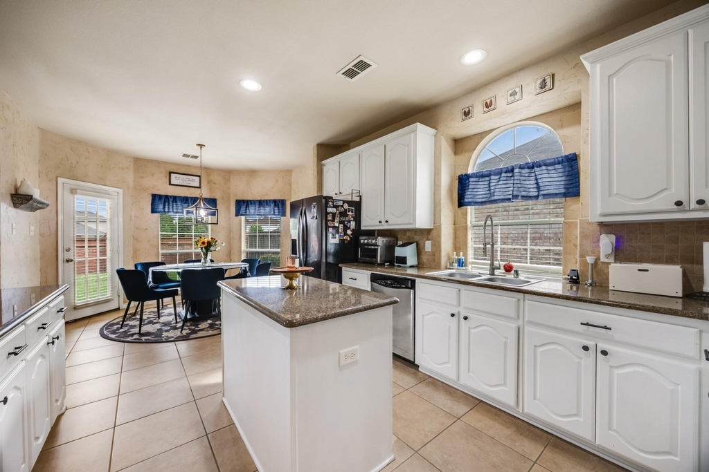 4532 Tacoma Terrace - Photo 7