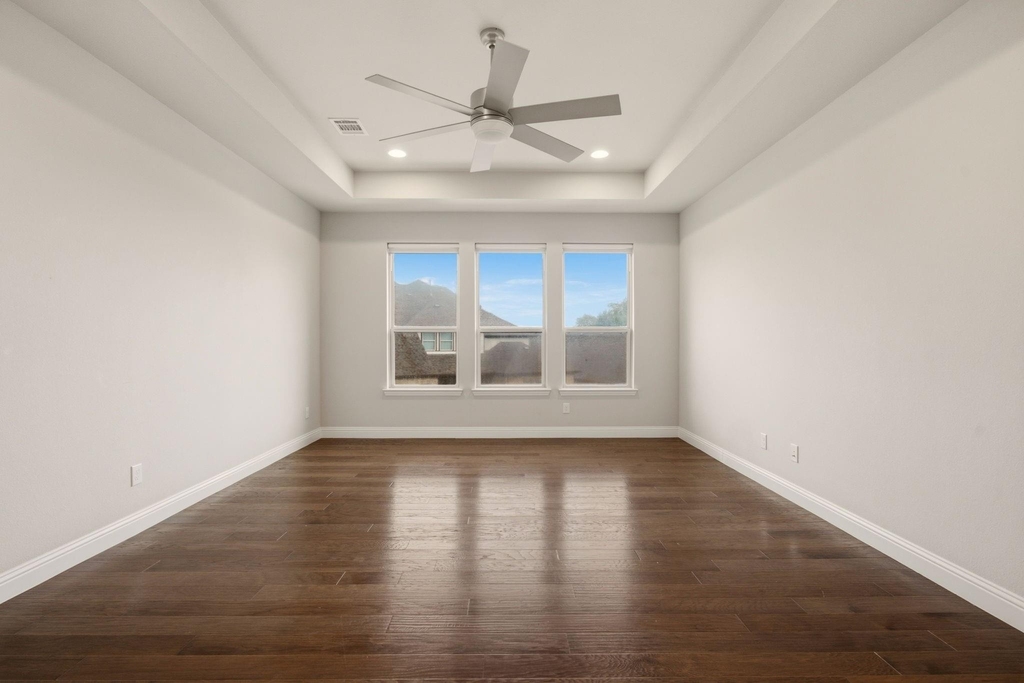 1014 Devonshire Drive - Photo 15