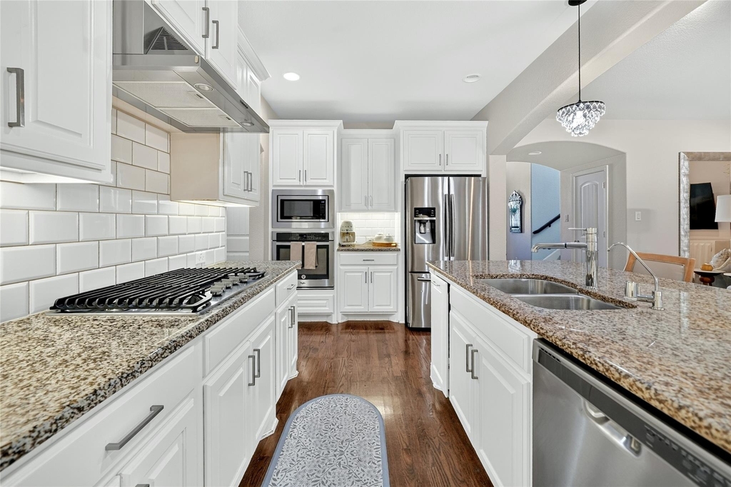 852 Countryside Way - Photo 8