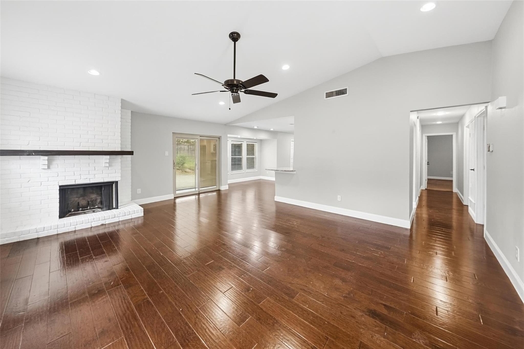 2909 White Oak Lane - Photo 2