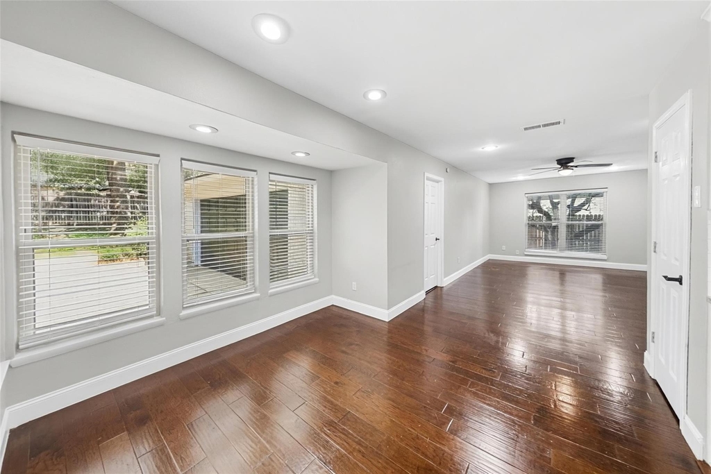 2909 White Oak Lane - Photo 7