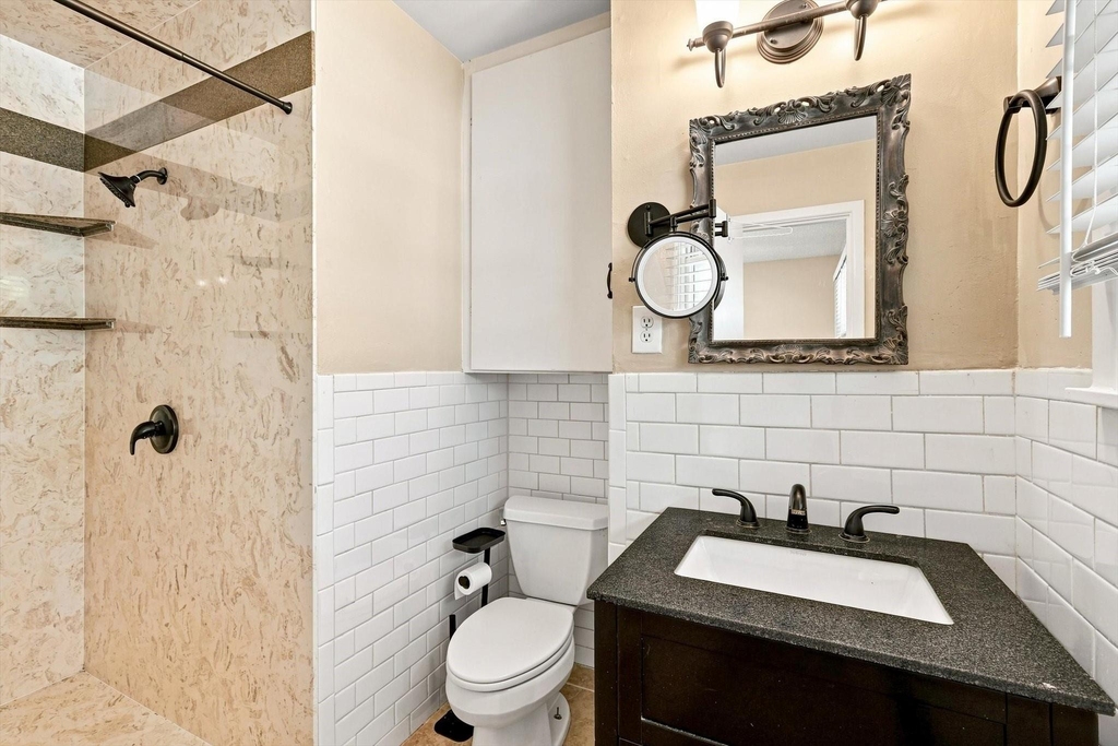 204 University Drive - Photo 15