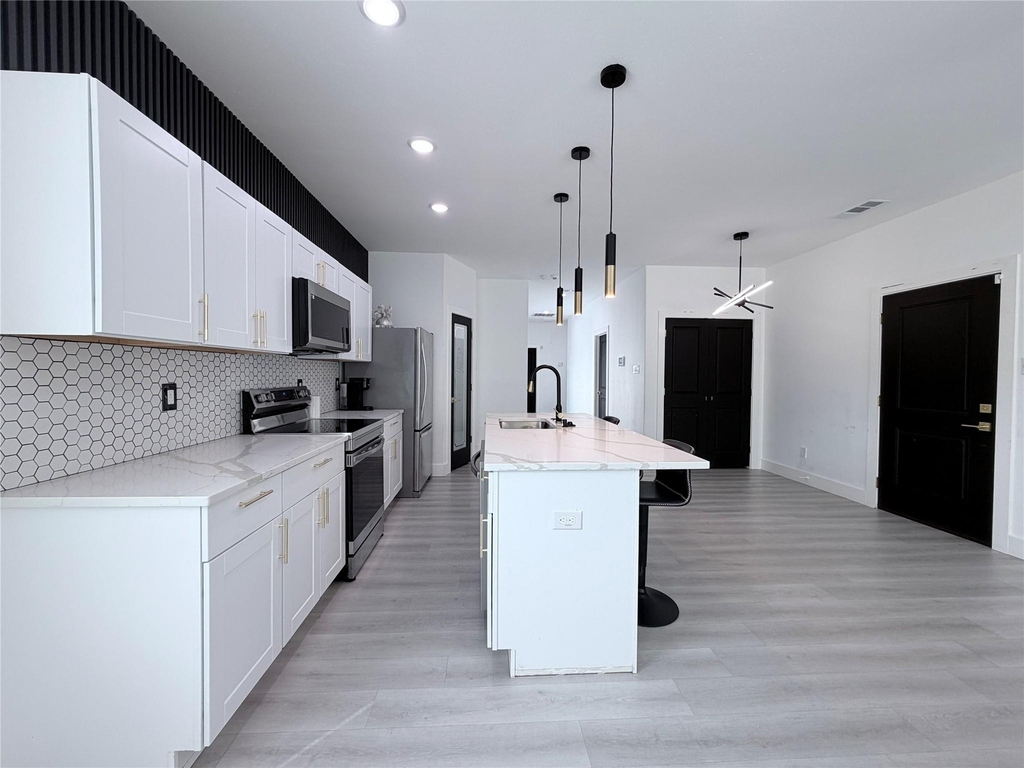 3301 Garden Lane - Photo 5