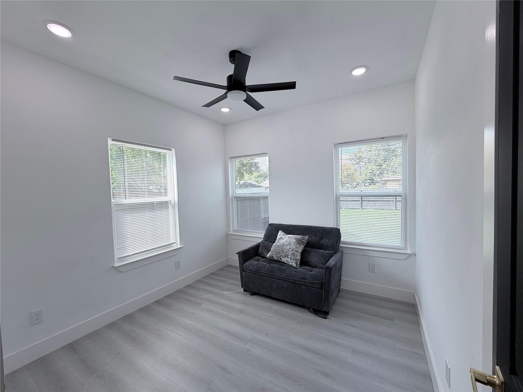 3301 Garden Lane - Photo 16