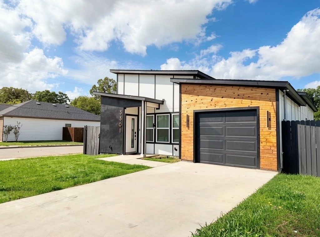 3301 Garden Lane - Photo 1