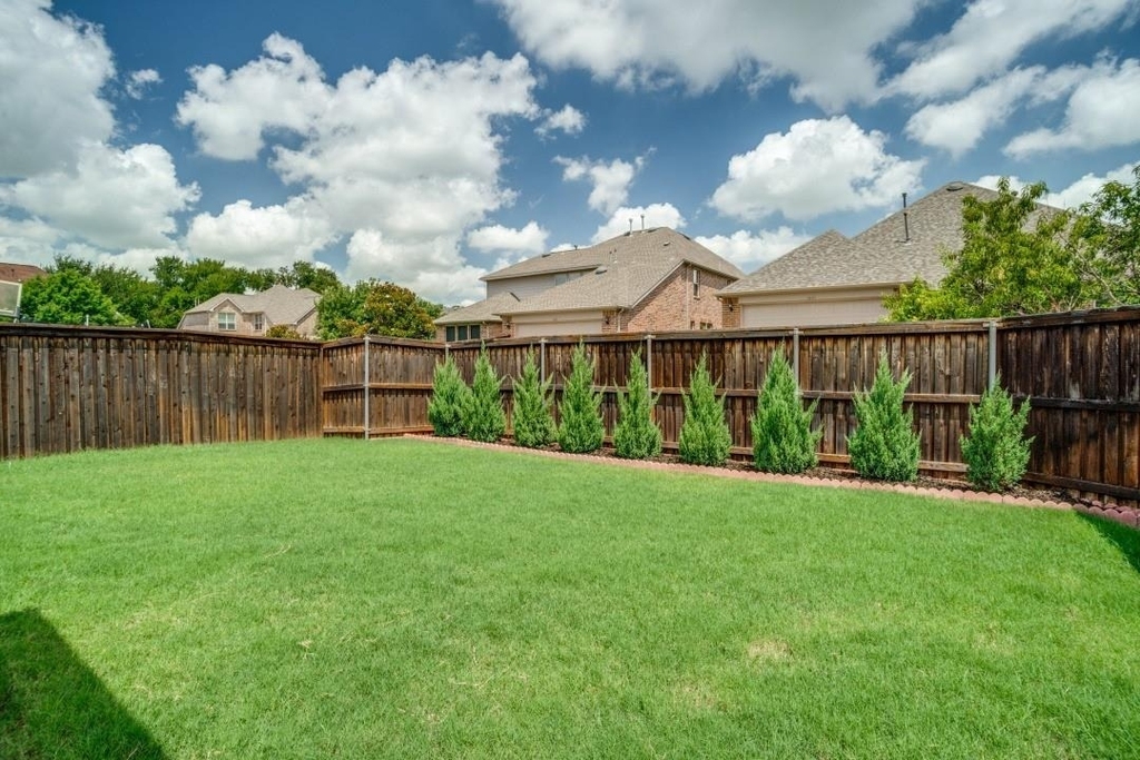 1060 Enchanted Rock Drive - Photo 24