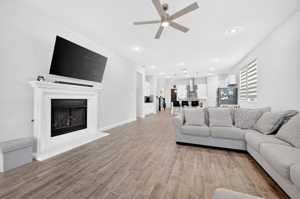 12789 Royal Oaks Lane - Photo 23