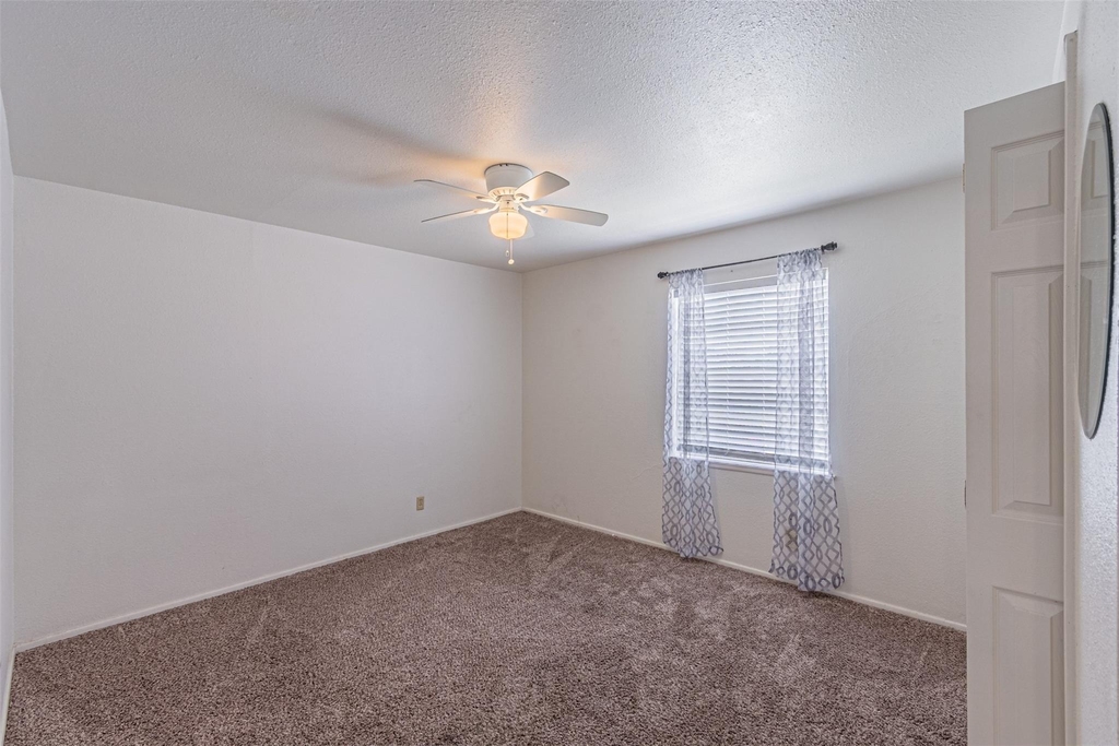 2529 Albemarle Drive - Photo 7