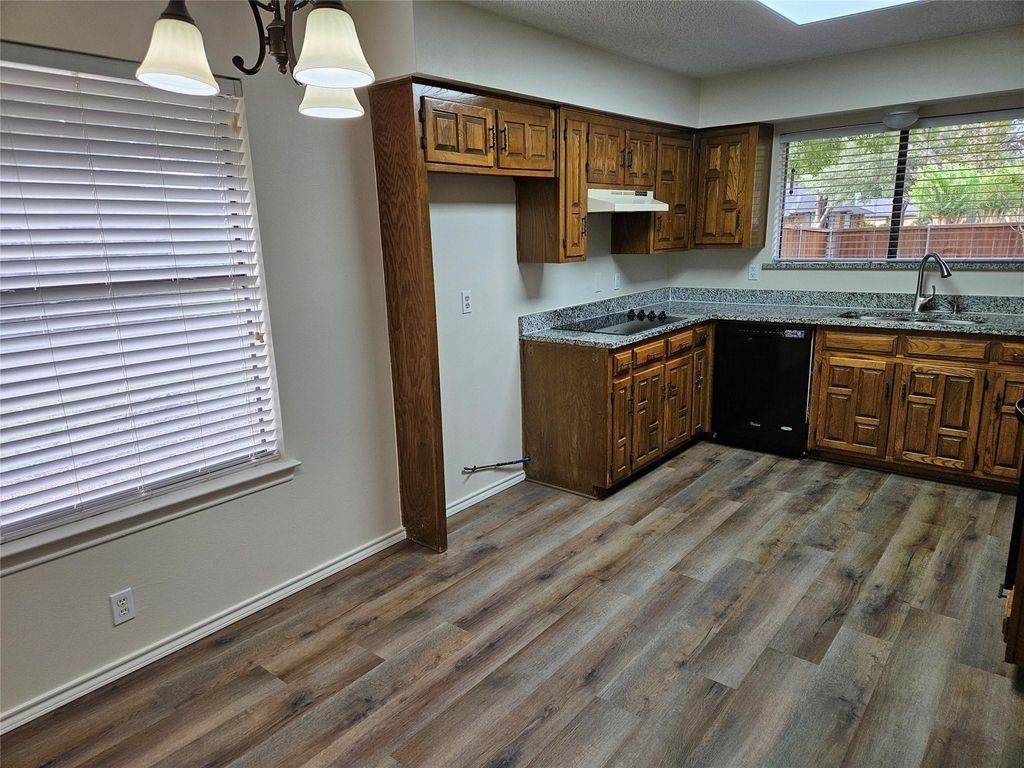 218 Buffalo Creek Drive - Photo 8