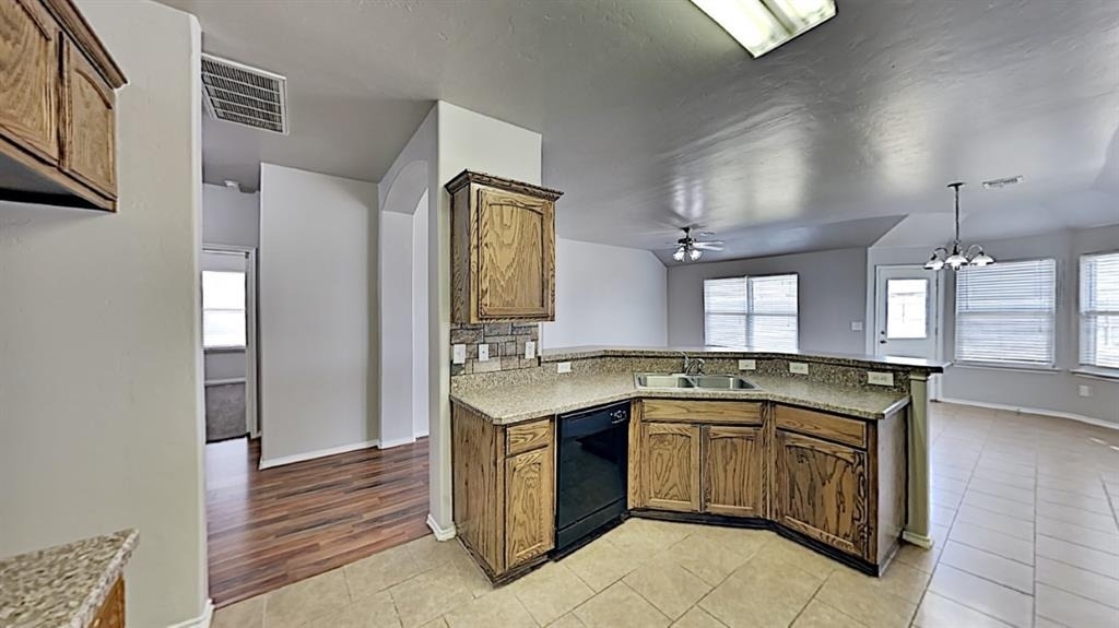 11121 Sw 41st Place - Photo 8